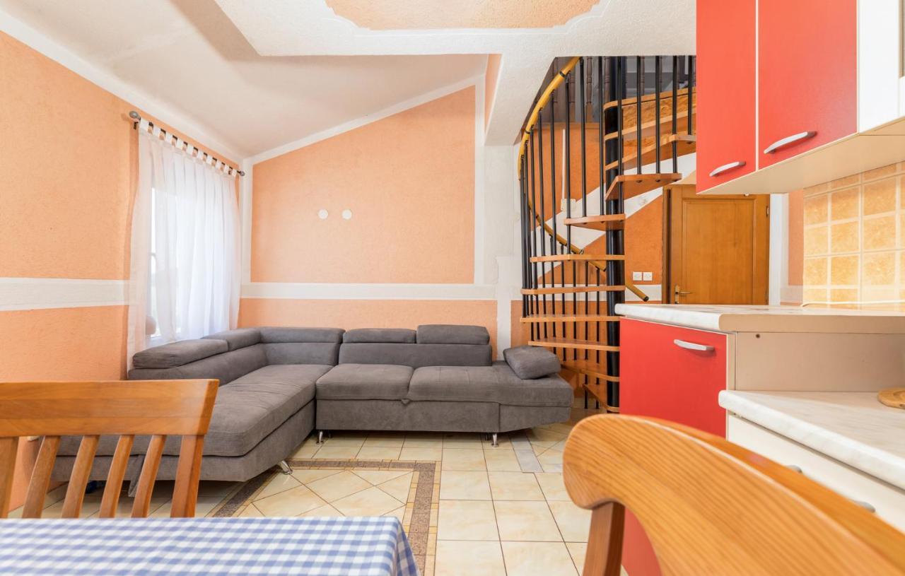 Apartments Orange 709 Fažana エクステリア 写真