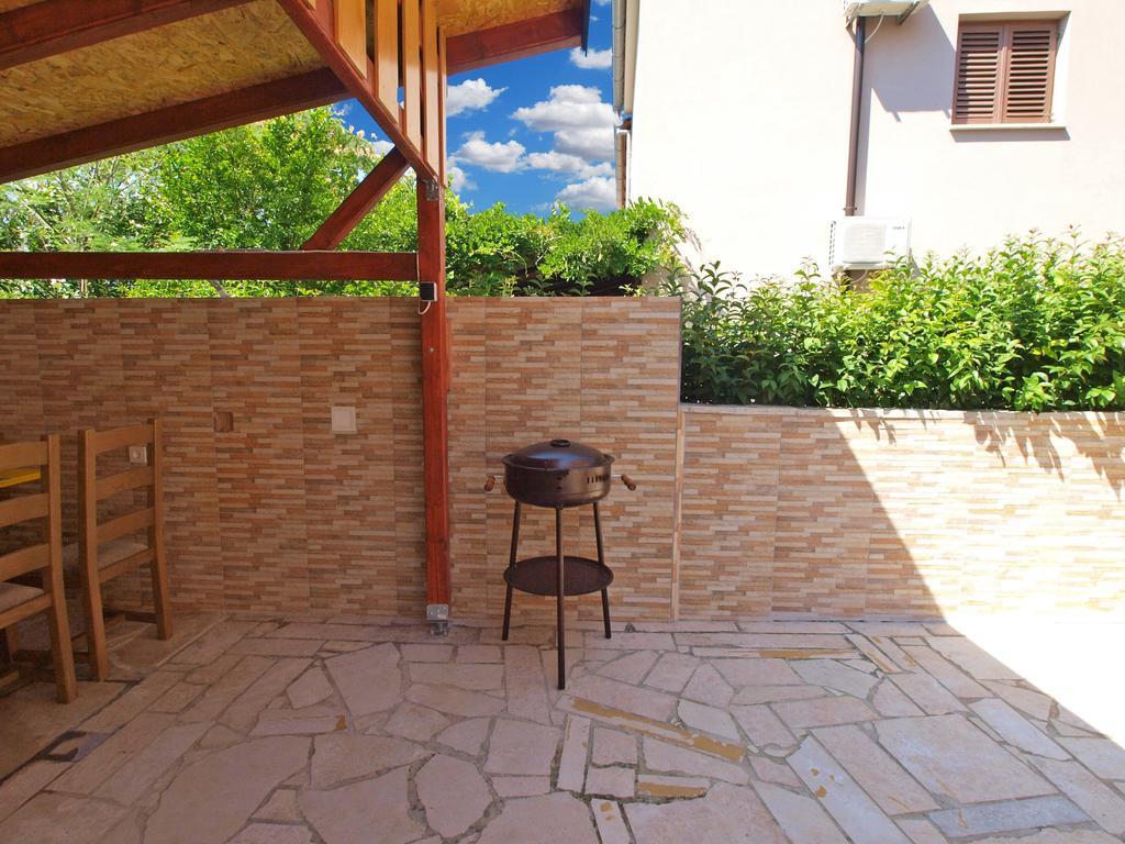 Apartments Orange 709 Fažana エクステリア 写真